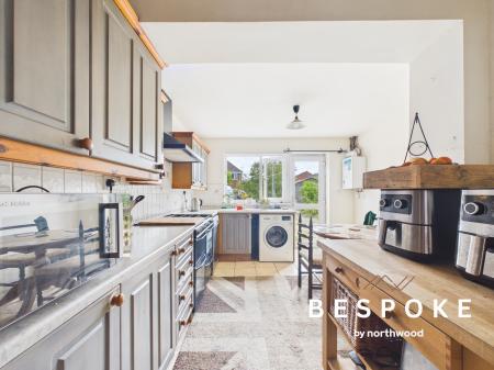 3 bedroom Semi-detached house for sale in Cledford Crescent, Middlewich, CW10