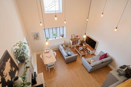 2 bedroom Flat to let in 1A Welles Street, Sandbach, CW11