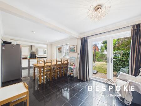 4 bedroom Detached house for sale in Somerford Close, Sandbach, CW11
