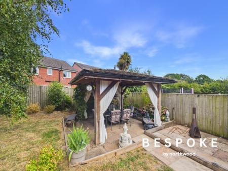 4 bedroom Semi-detached house for sale in Zan Drive, Sandbach, CW11