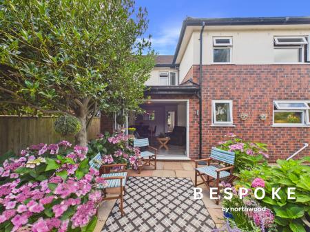 4 bedroom Semi-detached house for sale in Zan Drive, Sandbach, CW11