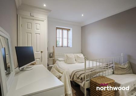 2 bedroom Apartment to let in The Hill, Sandbach, CW11