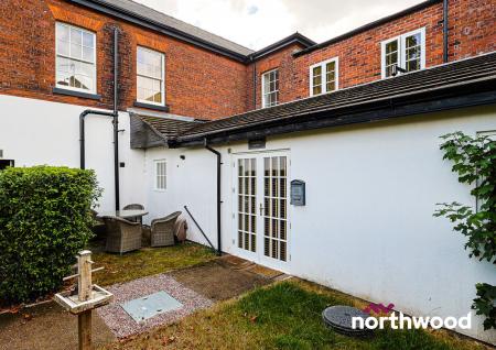 2 bedroom Apartment to let in The Hill, Sandbach, CW11