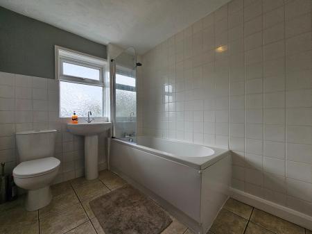 2 bedroom Terraced House to let in Hill Street, Elworth, Sandbach, CW11