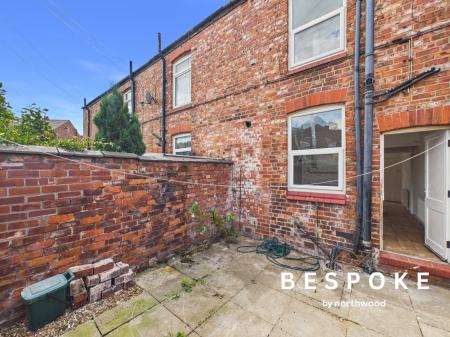 2 bedroom Terraced House for sale in Leaf Street, Stockport, SK5
