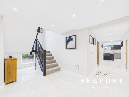 5 bedroom Detached house for sale in Twemlow Lane, Holmes Chapel, CW4