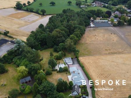 5 bedroom Detached house for sale in Twemlow Lane, Holmes Chapel, CW4