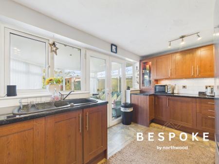 3 bedroom Semi-detached house for sale in Lansdowne Road, Crewe, CW1