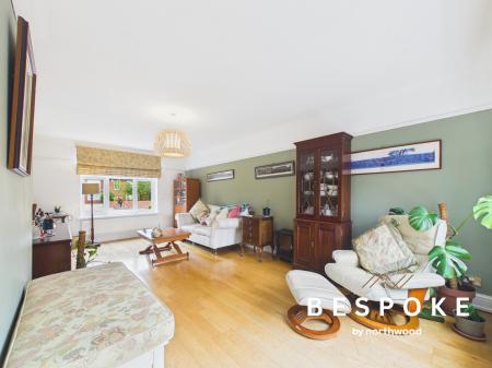 4 bedroom Detached house for sale in Crewe Road, Sandbach, CW11