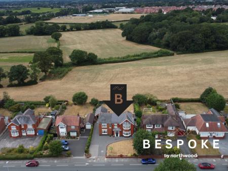 4 bedroom Detached house for sale in Crewe Road, Sandbach, CW11