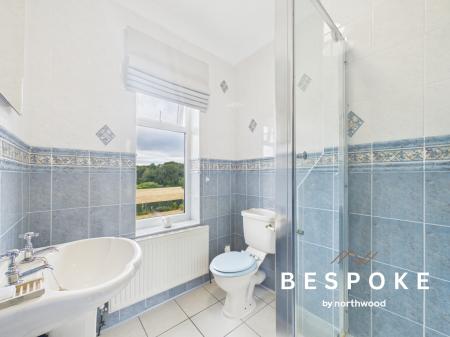 4 bedroom Detached house for sale in Crewe Road, Sandbach, CW11