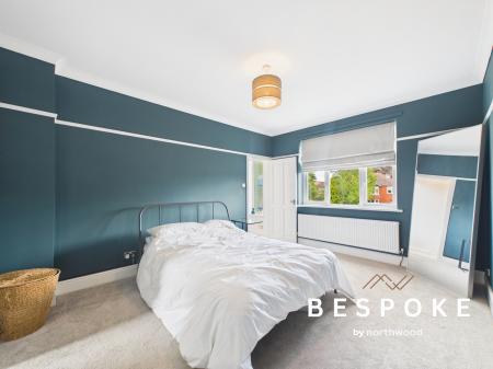 4 bedroom Detached house for sale in Crewe Road, Sandbach, CW11