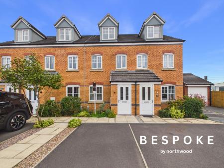 3 bedroom Town house for sale in Redshank Place, Sandbach, CW11