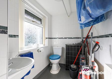 4 bedroom Detached house to let in Newcastle Road, Blakelow, Nantwich, CW5