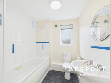 2 bedroom Flat for sale in School Lane, Elworth, Sandbach, CW11