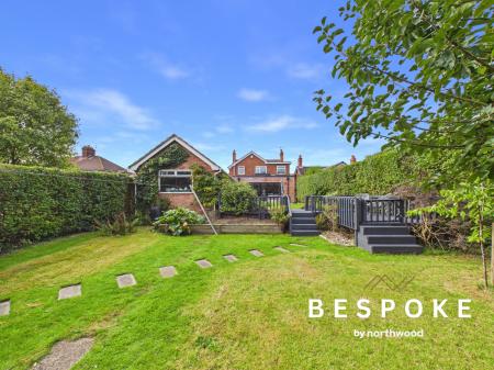 4 bedroom Detached house for sale in Bradwall Road, Sandbach, CW11