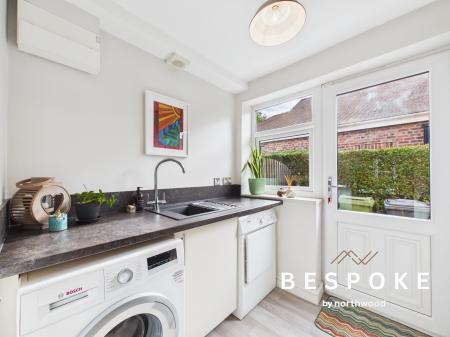 4 bedroom Detached house for sale in Bradwall Road, Sandbach, CW11