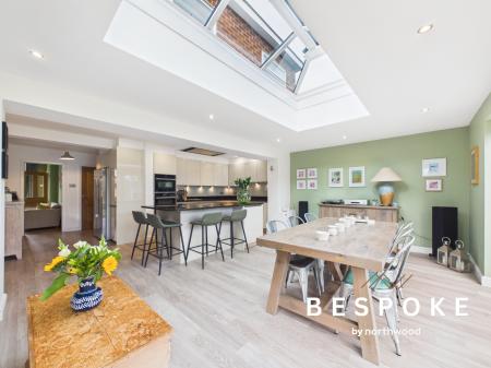 4 bedroom Detached house for sale in Bradwall Road, Sandbach, CW11