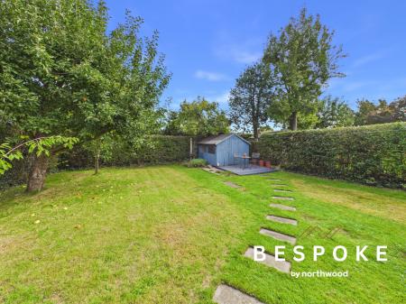 4 bedroom Detached house for sale in Bradwall Road, Sandbach, CW11