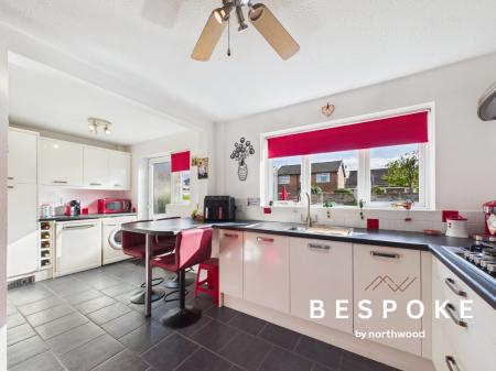 4 bedroom Detached house for sale in Bridgemere Close, Sandbach, CW11