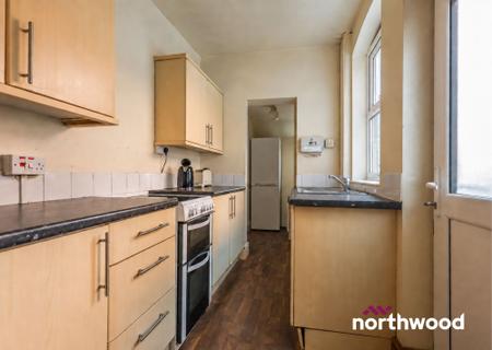 3 bedroom Terraced House to let in Gresty Road, Crewe, CW2
