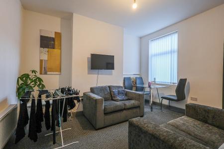 1 bedroom House of Multiple Occupation to let in Richard Street, Crewe, CW1