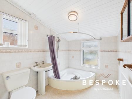 2 bedroom Terraced House for sale in Booth Lane, Middlewich, CW10