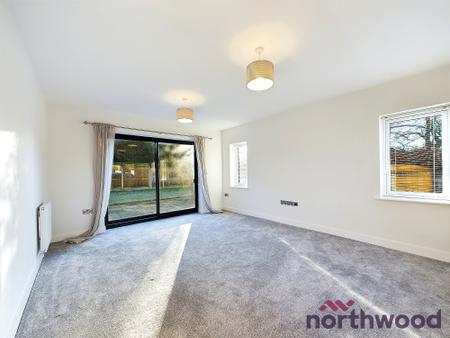 4 bedroom Semi-detached house to let in Middlewich Road, Sandbach, CW11