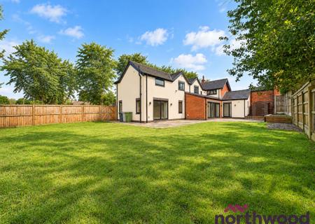 4 bedroom Semi-detached house to let in Middlewich Road, Sandbach, CW11