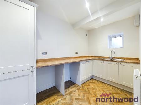 4 bedroom Semi-detached house to let in Middlewich Road, Sandbach, CW11