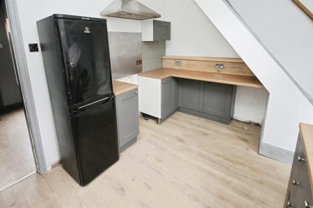 2 bedroom Terraced House for sale in LLoyd Street, page hall, Sheffield, S4