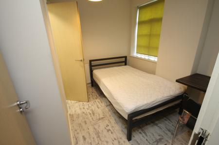 3 bedroom Flat to let in Milton Works, city center, Sheffield, S1