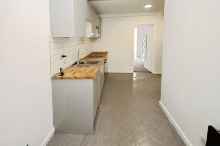 2 bedroom Flat to let in Abbeydale Road, Nether Edge, Sheffield, S7