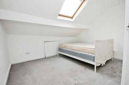2 bedroom Flat to let in Abbeydale Road, Nether Edge, Sheffield, S7