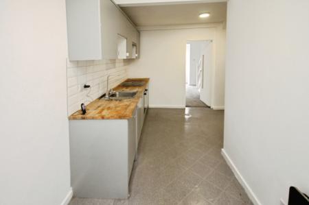 2 bedroom Flat to let in Abbeydale Road, Nether Edge, Sheffield, S7