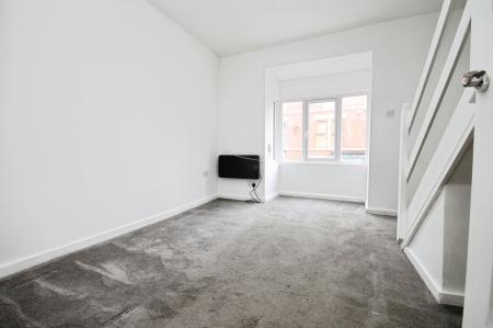 2 bedroom Flat to let in Abbeydale Road, Nether Edge, Sheffield, S7