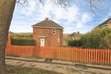 3 bedroom Semi-detached house for sale in Sicey Avenue, Sheffield, S5