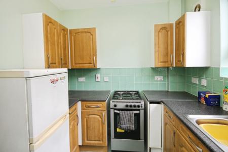 2 bedroom Semi-detached house to let in Lamb Road, Southey Green, Sheffield, S5