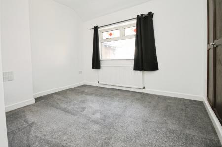 3 bedroom Town house to let in Southey Hall Drive, Sheffield, S5