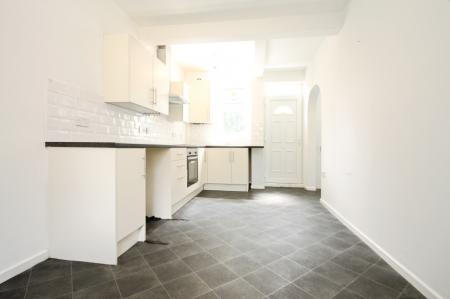 3 bedroom Town house to let in Southey Hall Drive, Sheffield, S5
