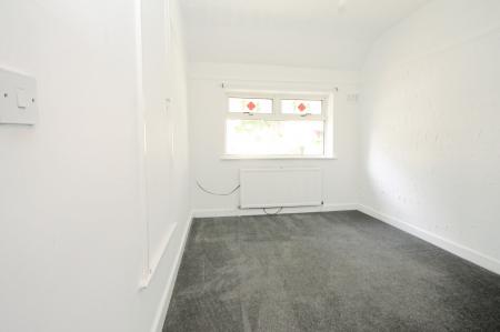 3 bedroom Town house to let in Southey Hall Drive, Sheffield, S5