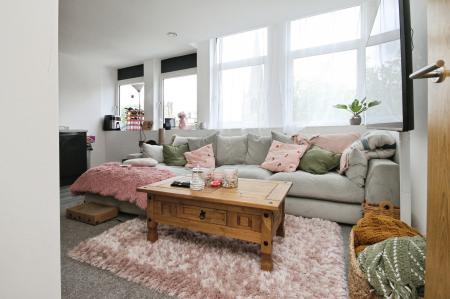 1 bedroom Flat for sale in Fargate House, city center, Sheffield, S1