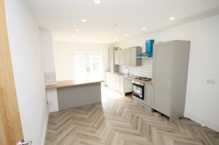 3 bedroom Terraced House for sale in South View Crescent, Sheffield, S7