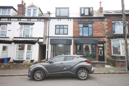 3 bedroom Terraced House for sale in South View Crescent, Sheffield, S7