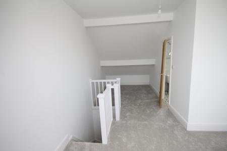 3 bedroom Terraced House for sale in South View Crescent, Sheffield, S7