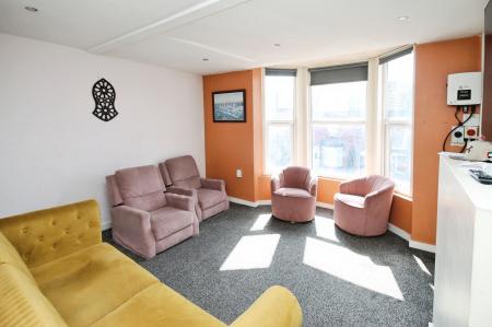 2 bedroom Flat to let in Abbeydale Road, Nether Edge, Sheffield, S7