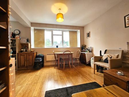 2 bedroom Flat for sale in 52 Nether Edge Road, Sheffield, S7