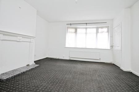 3 bedroom Semi-detached house to let in Horninglow Road, Firth Park, Sheffield, S5