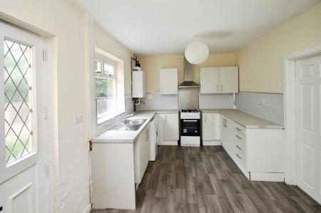 3 bedroom Semi-detached house to let in Horninglow Road, Firth Park, Sheffield, S5