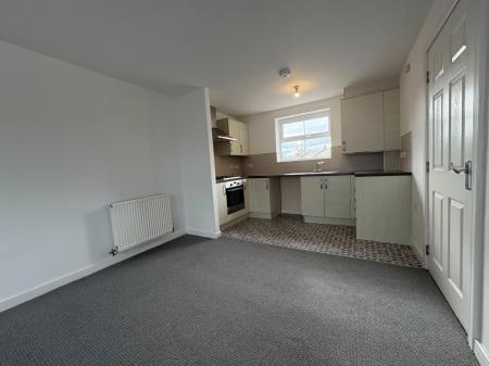 2 bedroom Flat to let in Park Lane, Telford, TF7